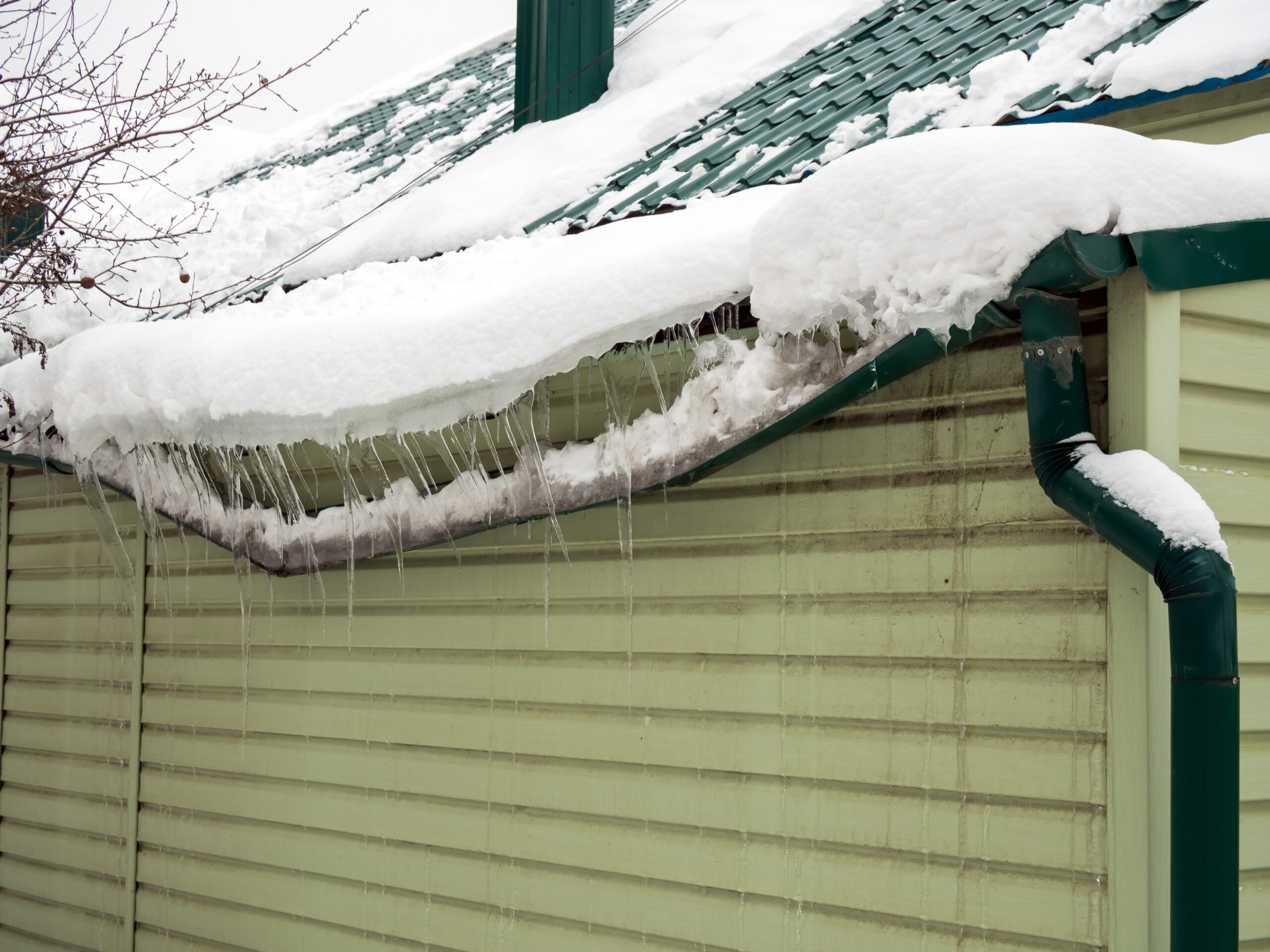 5 Ways To Prevent Water Damage During the Winter